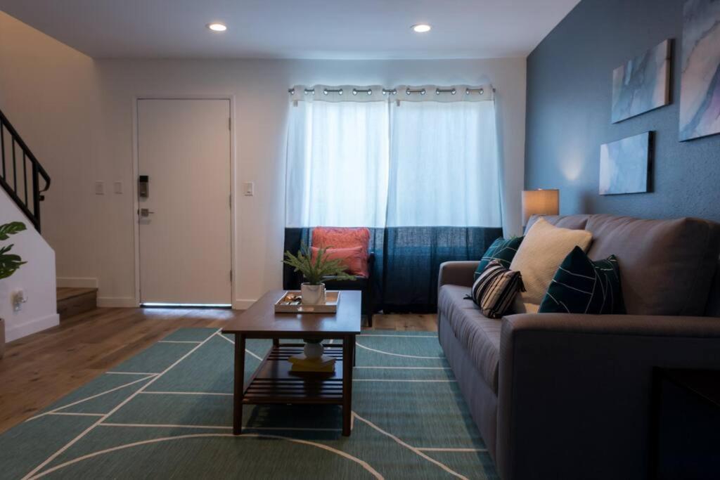 Stylish 2 Bed 1 And Half Bath Apartment Near Sofi Stadium, Lax, Forum 잉글우드 외부 사진