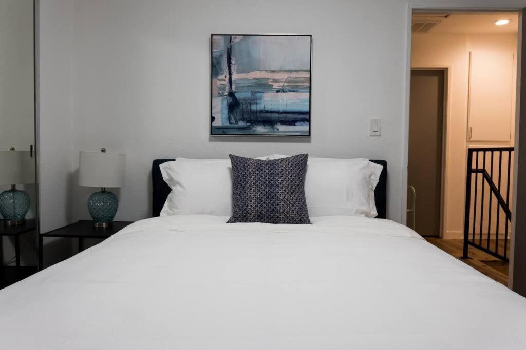 Stylish 2 Bed 1 And Half Bath Apartment Near Sofi Stadium, Lax, Forum 잉글우드 외부 사진