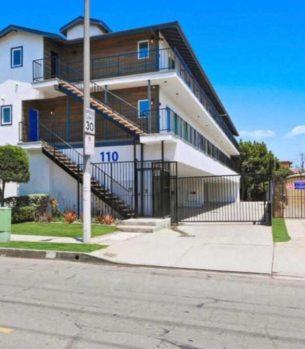 Stylish 2 Bed 1 And Half Bath Apartment Near Sofi Stadium, Lax, Forum 잉글우드 외부 사진