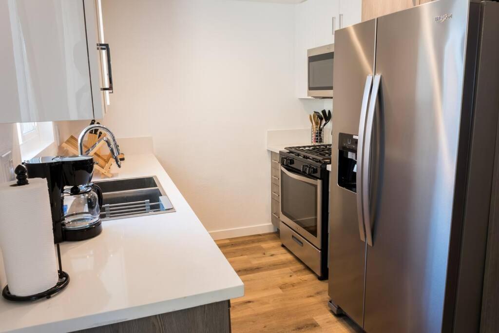 Stylish 2 Bed 1 And Half Bath Apartment Near Sofi Stadium, Lax, Forum 잉글우드 외부 사진